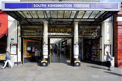 Reading to South Kensington Station Trains